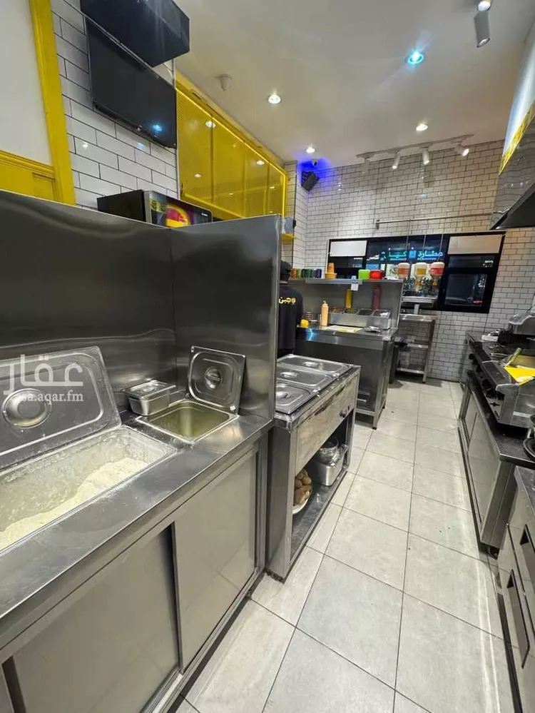 Shop for Rent in Jeddah Al Marwah صورة 4