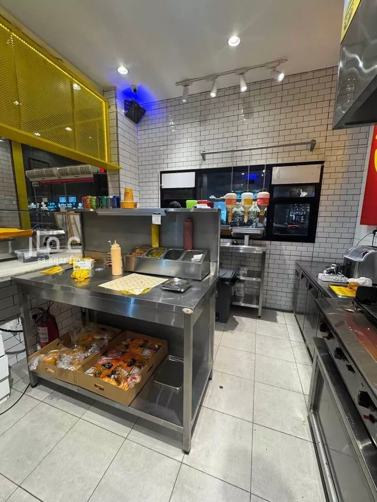 Shop for Rent in Jeddah Al Marwah صورة 3