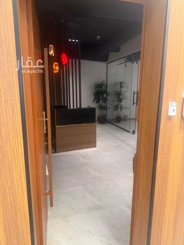 مكتب تجاري للإيجار في شارع العليا ، حي الورود ، الرياض ، منطقة الرياض 1 صورة