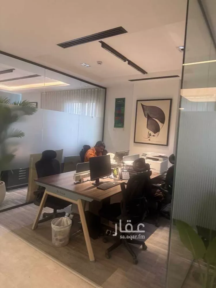 مكتب تجاري للإيجار في شارع العليا ، حي الورود ، الرياض ، منطقة الرياض صورة 3
