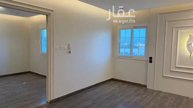 فيلا للإيجار في شارع صفية بنت أحمد, حي مطار الملك خالد الدولي, مدينة الرياض, منطقة الرياض 9
