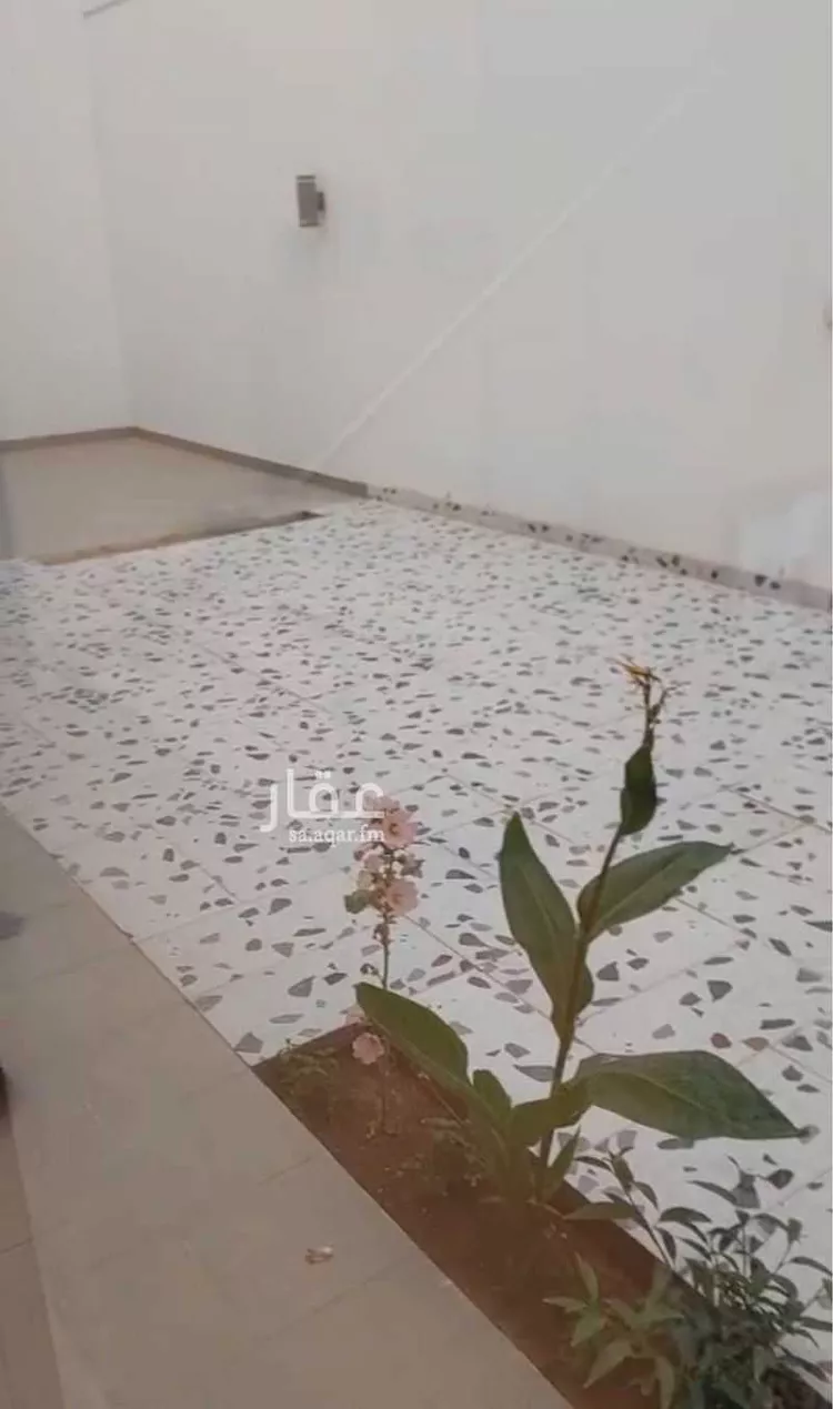فيلا للبيع في شارع البرهان بن أيوب, حي مطار الملك خالد الدولي, مدينة الرياض, منطقة الرياض صورة 2