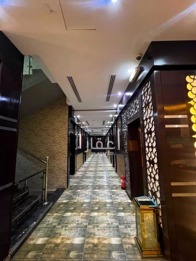 عمارة للبيع في شارع جابر الاحمد الصباح, حي إشبيلية, مدينة الرياض, منطقة الرياض 18