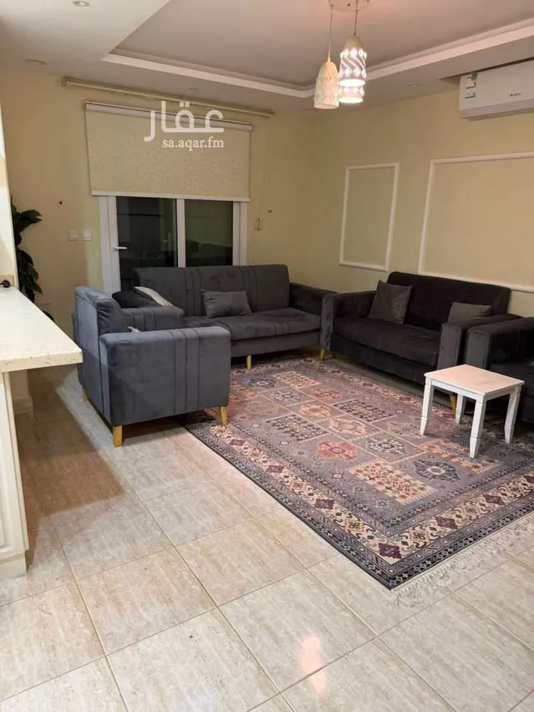 فيلا للإيجار في شارع محمود إسكندراني, حي مطار الملك خالد الدولي, مدينة الرياض, منطقة الرياض 8