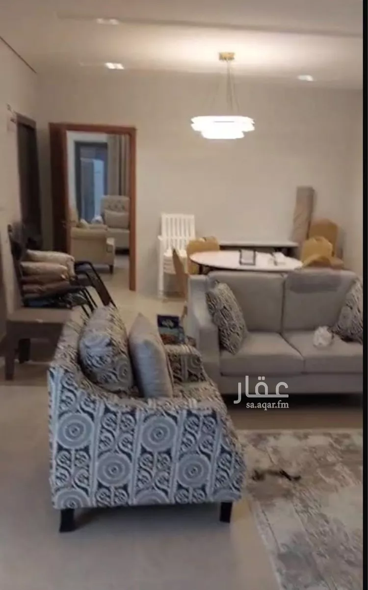 فيلا للبيع في شارع الحسن النابلسي, حي مطار الملك خالد الدولي, مدينة الرياض, منطقة الرياض صورة 4