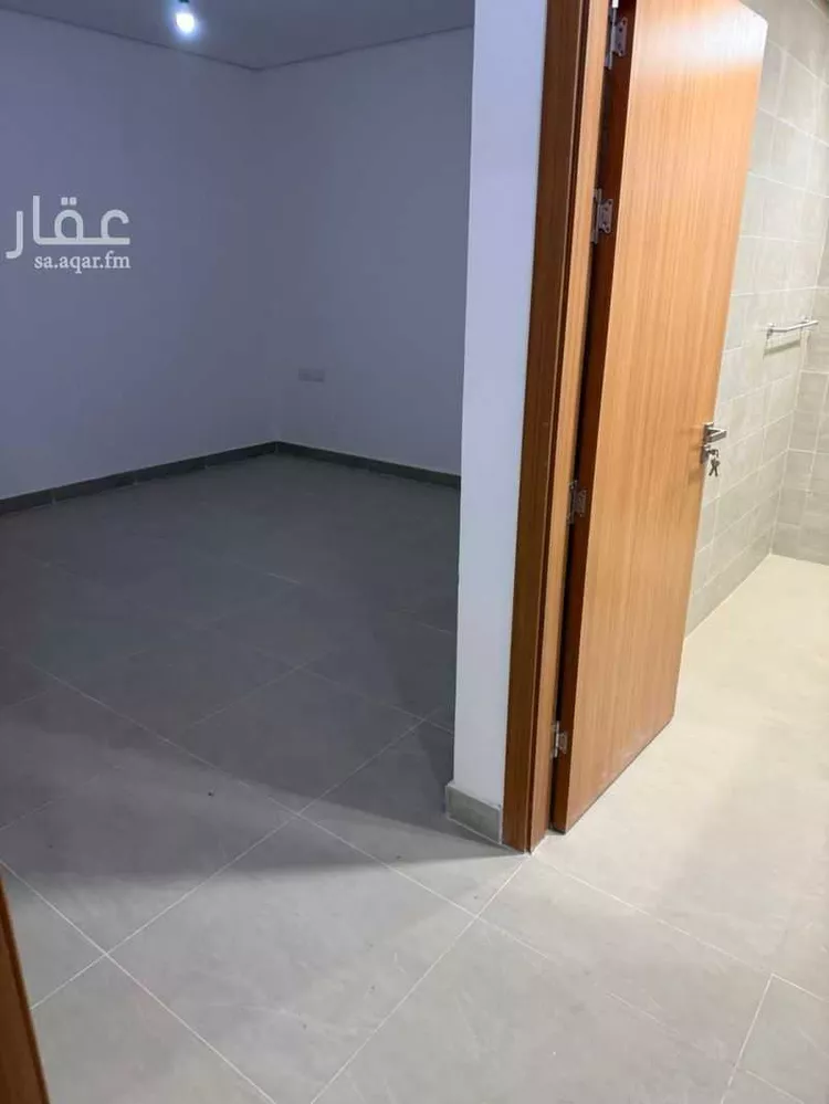 فيلا للبيع في شارع البرهان بن أيوب, حي مطار الملك خالد الدولي, مدينة الرياض, منطقة الرياض 9