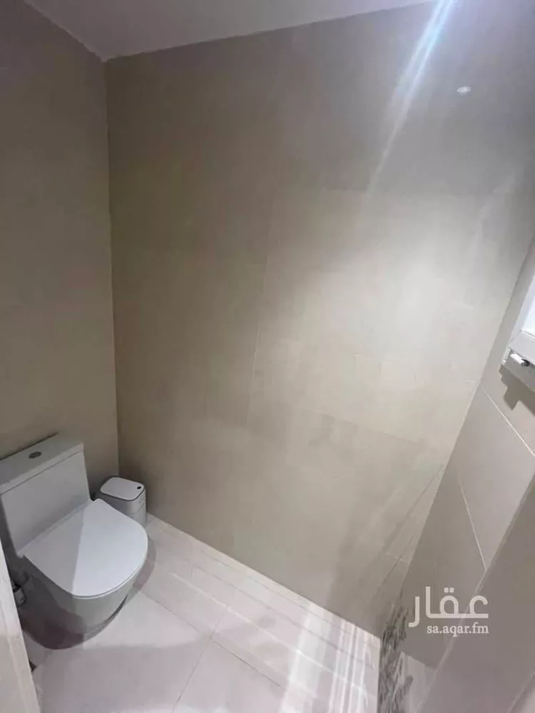 فيلا للإيجار في شارع طلحة بن عبدالله, حي مطار الملك خالد الدولي, مدينة الرياض, منطقة الرياض صورة 2