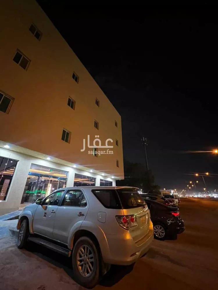 عمارة للبيع في شارع  جابر الاحمد الصباح, حي إشبيلية, مدينة الرياض, منطقة الرياض صورة 2