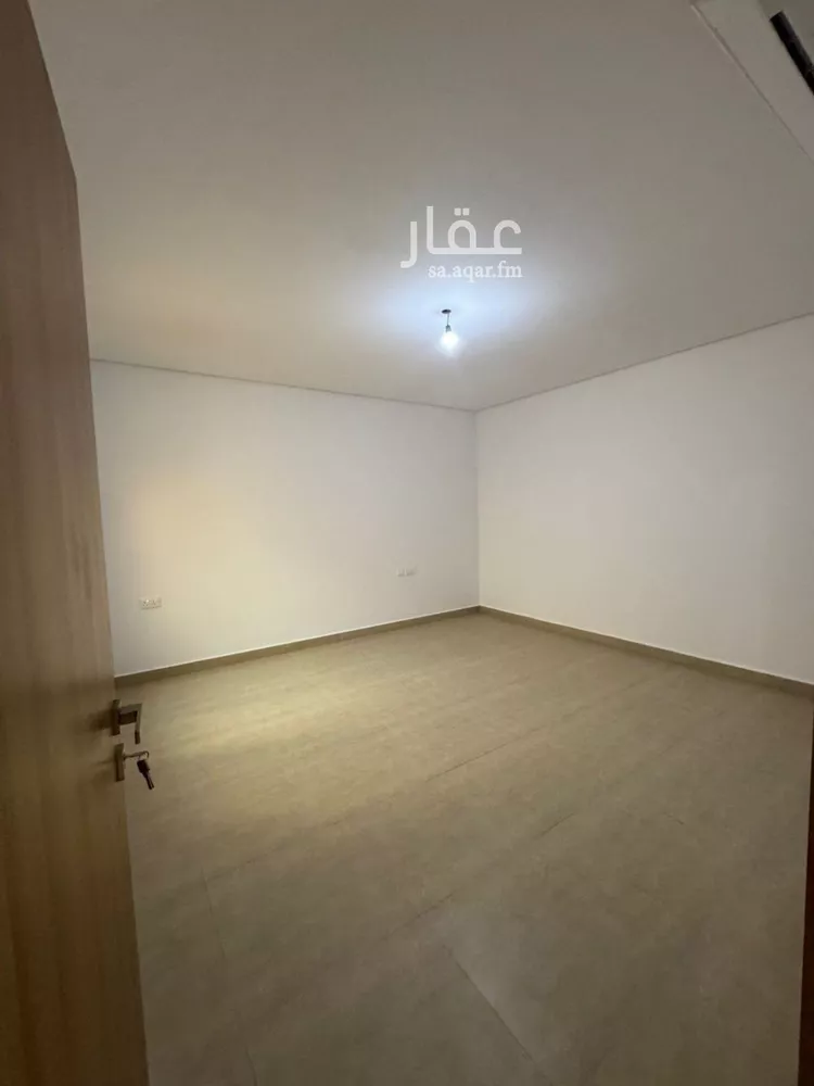 فيلا للإيجار في شارع ابن داود الأزجي, حي مطار الملك خالد الدولي, مدينة الرياض, منطقة الرياض صورة 4