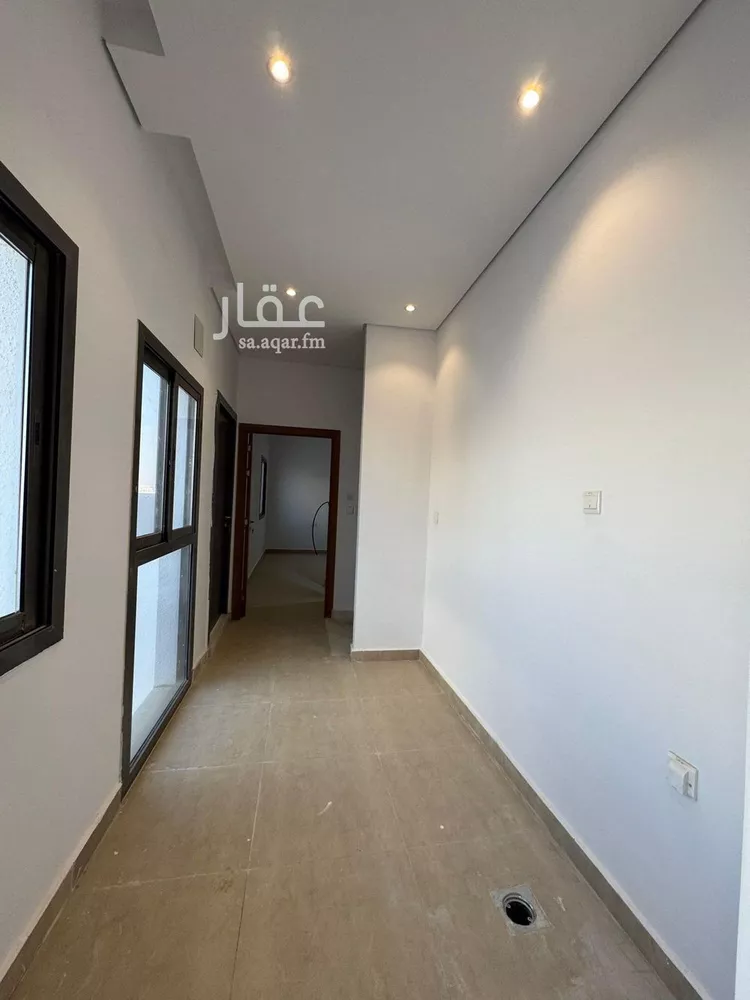 فيلا للإيجار في شارع عبدالرحيم المغربي, حي مطار الملك خالد الدولي, مدينة الرياض, منطقة الرياض صورة 4