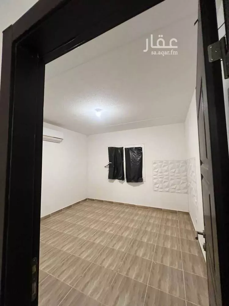 فيلا للإيجار في شارع ابن جهير البغدادي, حي مطار الملك خالد الدولي, مدينة الرياض, منطقة الرياض 7