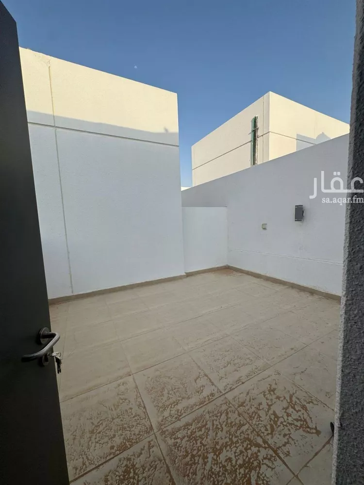 فيلا للإيجار في شارع ابن داود الأزجي, حي مطار الملك خالد الدولي, مدينة الرياض, منطقة الرياض صورة 4