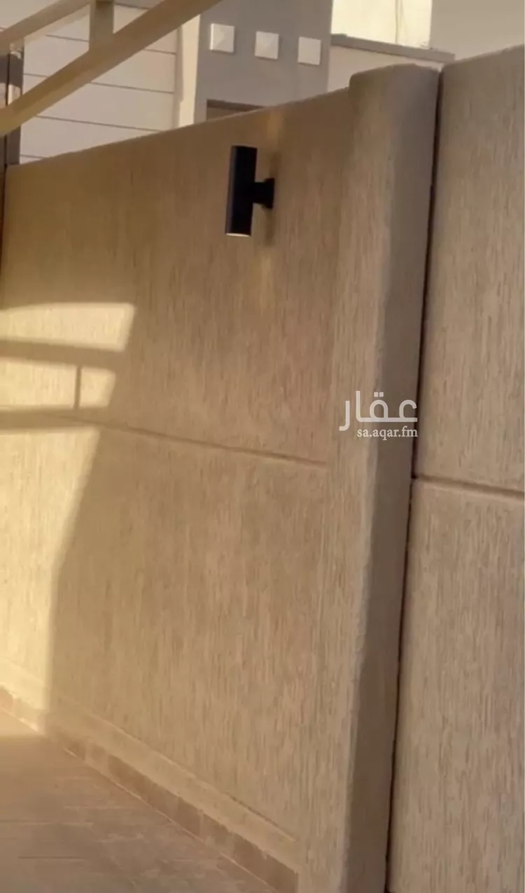 فيلا للبيع في شارع أحمد البصري, حي مطار الملك خالد الدولي, مدينة الرياض, منطقة الرياض صورة 3