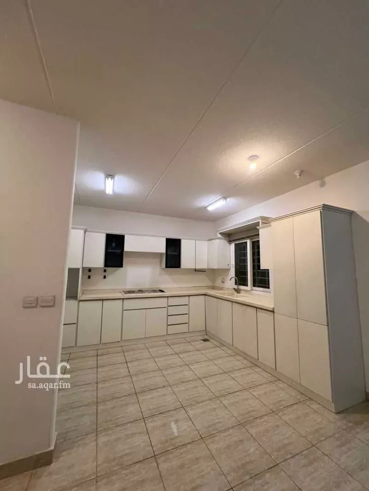 فيلا للإيجار في شارع ابن جهير البغدادي, حي مطار الملك خالد الدولي, مدينة الرياض, منطقة الرياض 1 صورة