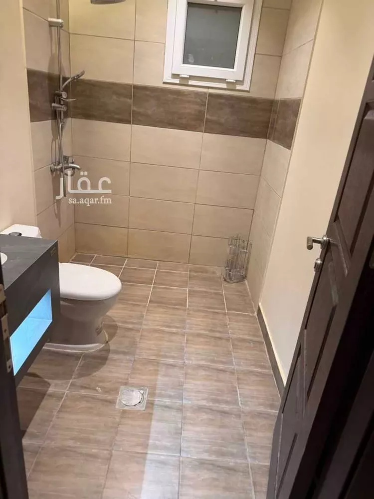 فيلا للإيجار في شارع إبراهيم الموسكي, حي مطار الملك خالد الدولي, مدينة الرياض, منطقة الرياض صورة 3