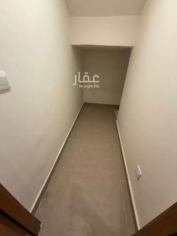 فيلا للإيجار في شارع عبدالله بن مسرور, حي مطار الملك خالد الدولي, مدينة الرياض, منطقة الرياض 26