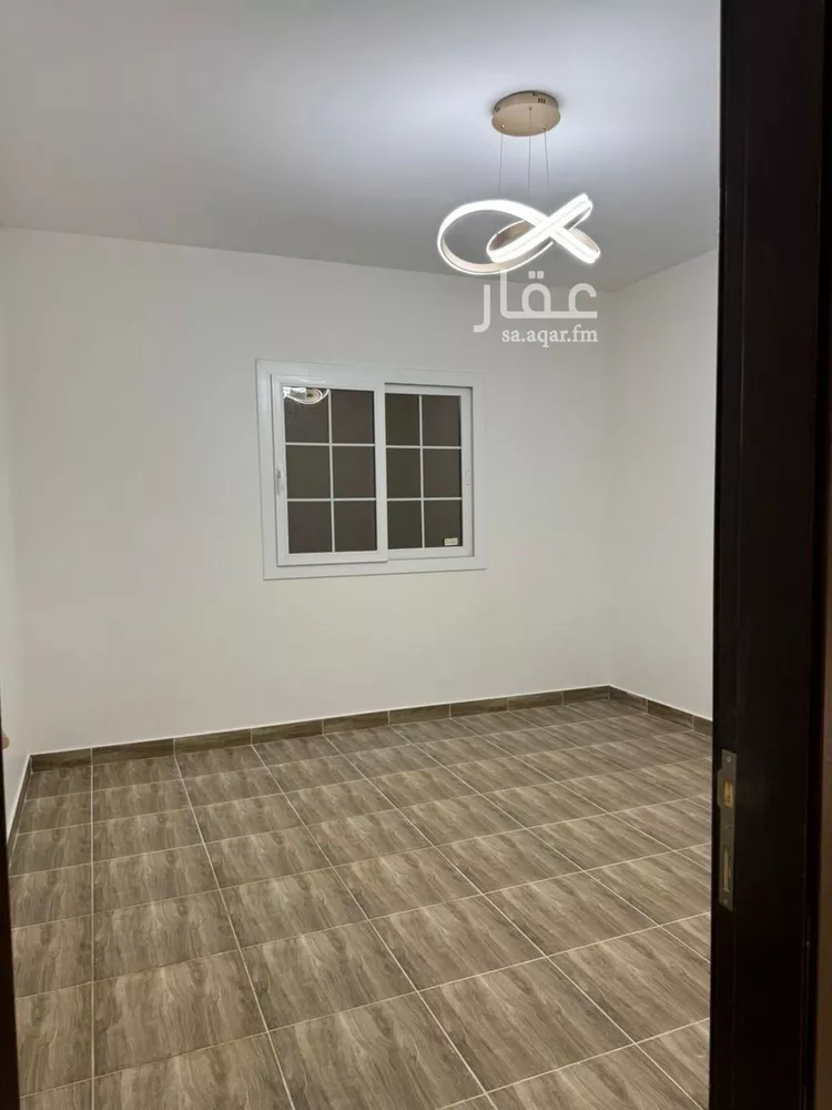 فيلا للإيجار في شارع عمر بن عبدالله قاضي, حي مطار الملك خالد الدولي, مدينة الرياض, منطقة الرياض صورة 4