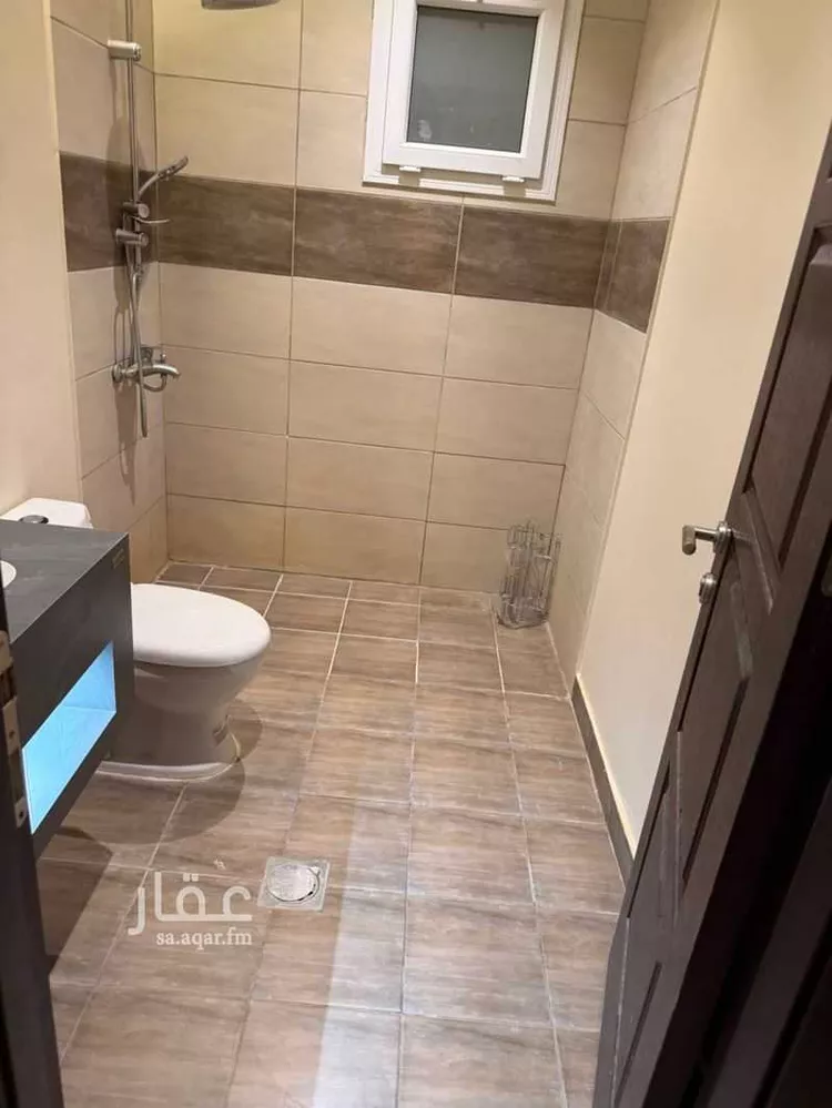 فيلا للإيجار في شارع شمس الدين الشافعي, حي مطار الملك خالد الدولي, مدينة الرياض, منطقة الرياض 7