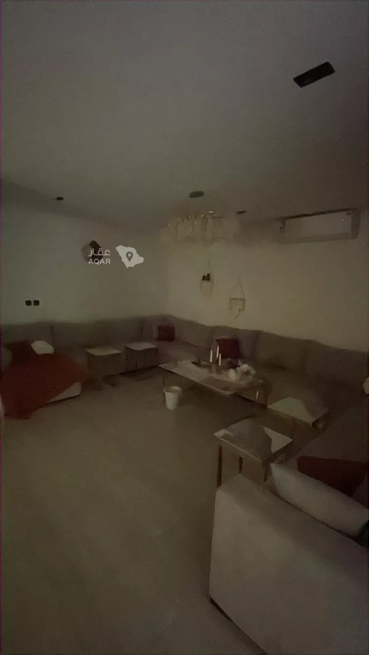 فيلا للإيجار في شارع عبدالرحمن العمادي, حي مطار الملك خالد الدولي, مدينة الرياض, منطقة الرياض 14