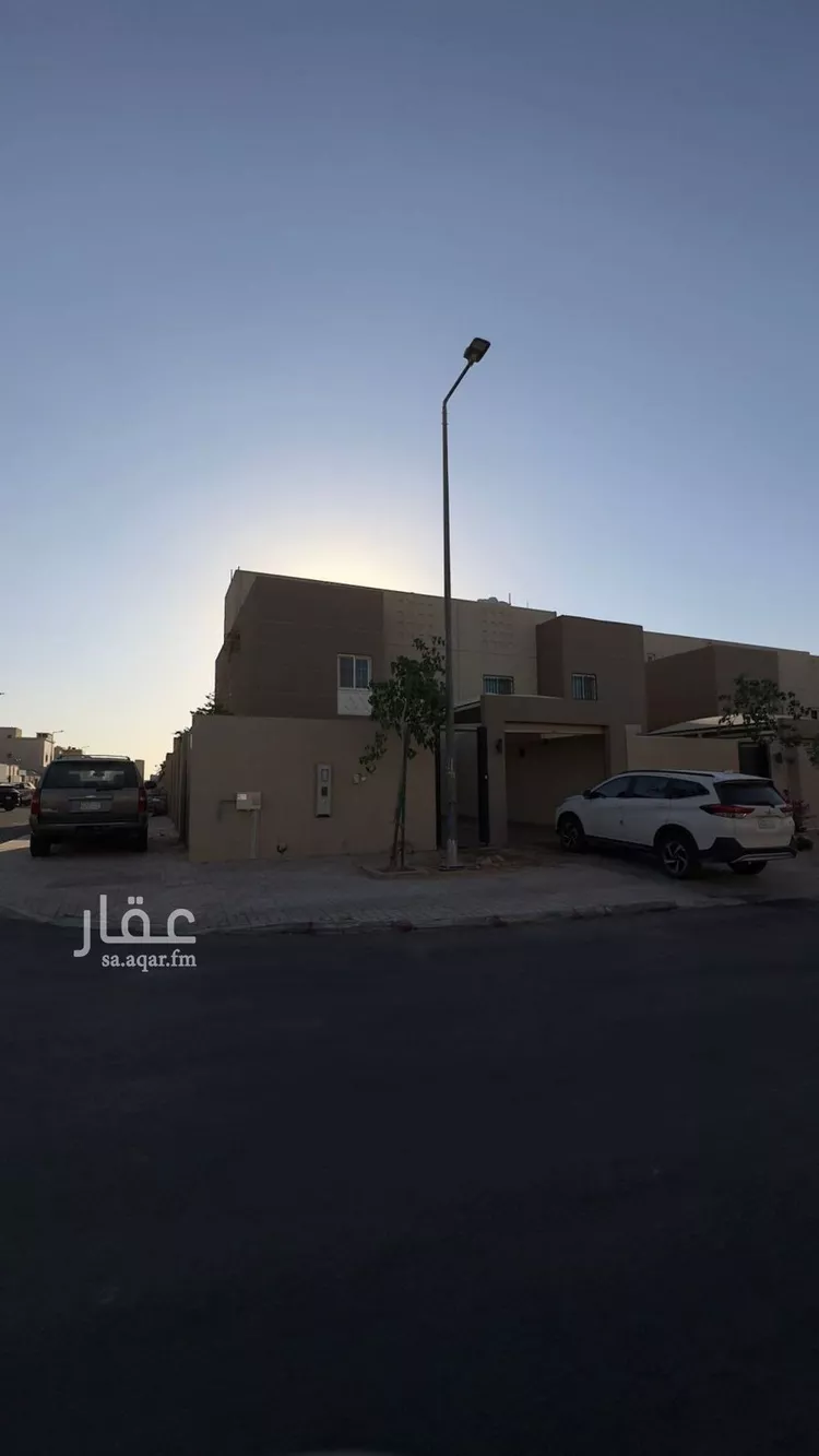 فيلا للبيع في شارع أبي بكر أحمد بن نعمة, حي مطار الملك خالد الدولي, مدينة الرياض, منطقة الرياض صورة 4