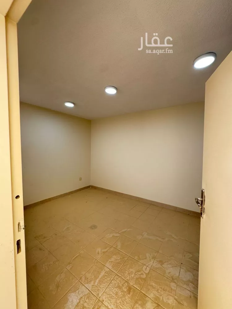 عمارة للإيجار في شارع طريق الامير محمد بن سعد بن عبد العزيز, حي الملقا, مدينة الرياض, منطقة الرياض صورة 5