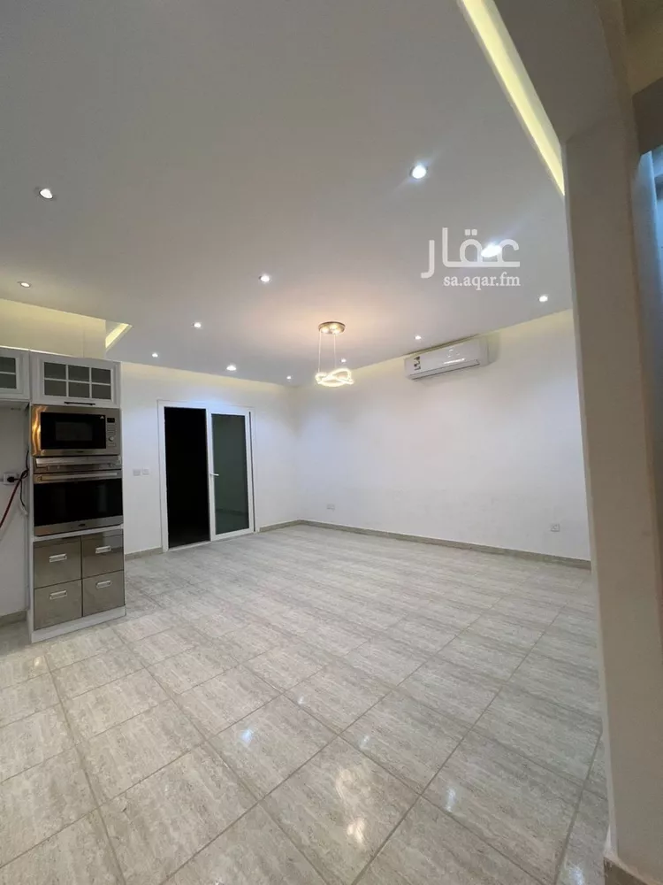 فيلا للإيجار في شارع المؤيد التكريتي, حي مطار الملك خالد الدولي, مدينة الرياض, منطقة الرياض صورة 2