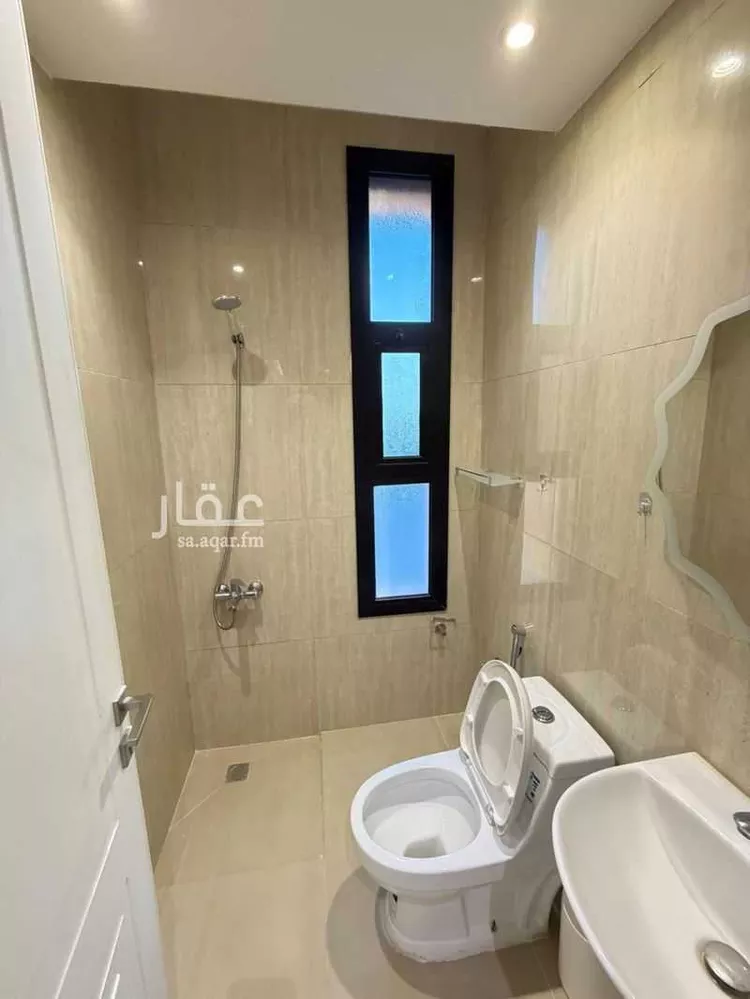 شقة للبيع في شارع عبدالله بن قيس, حي إشبيلية, مدينة الرياض, منطقة الرياض 13
