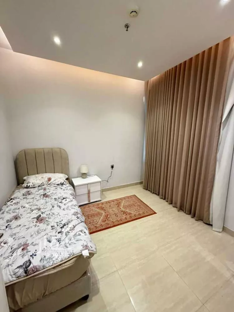 شقة للبيع في شارع عبدالله بن قيس, حي إشبيلية, مدينة الرياض, منطقة الرياض 14