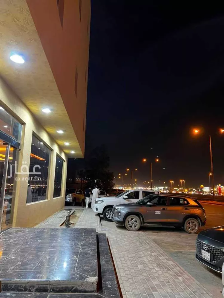 عمارة للبيع في شارع جابر الاحمد الصباح, حي إشبيلية, مدينة الرياض, منطقة الرياض 24