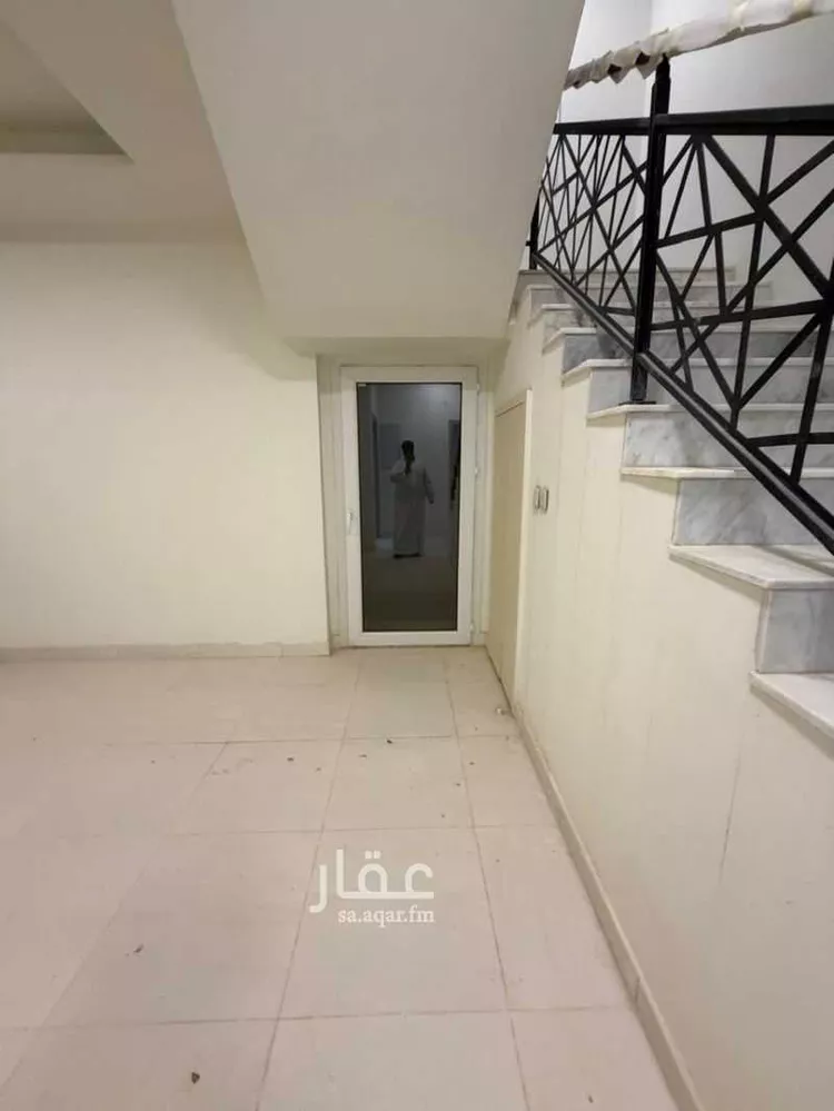 فيلا للبيع في حي مطار الملك خالد الدولي, مدينة الرياض, منطقة الرياض 18