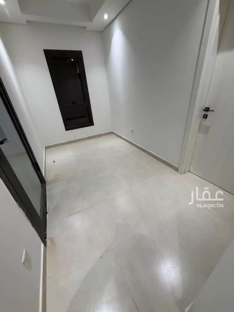 فيلا للبيع في حي مطار الملك خالد الدولي, مدينة الرياض, منطقة الرياض 6