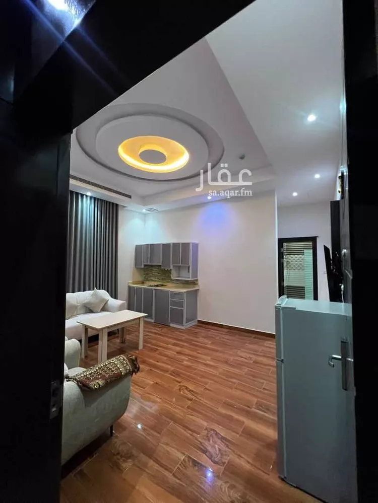 عمارة للبيع في شارع جابر الاحمد الصباح, حي إشبيلية, مدينة الرياض, منطقة الرياض 8