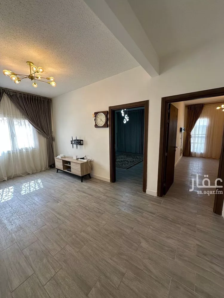 فيلا للبيع في شارع عبدالرحمن العمادي, حي مطار الملك خالد الدولي, مدينة الرياض, منطقة الرياض صورة 3