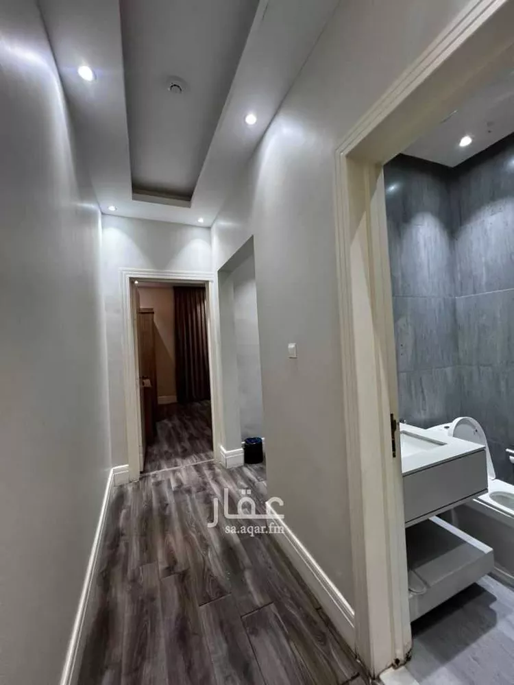 عمارة للبيع في شارع جابر الاحمد الصباح, حي إشبيلية, مدينة الرياض, منطقة الرياض 25