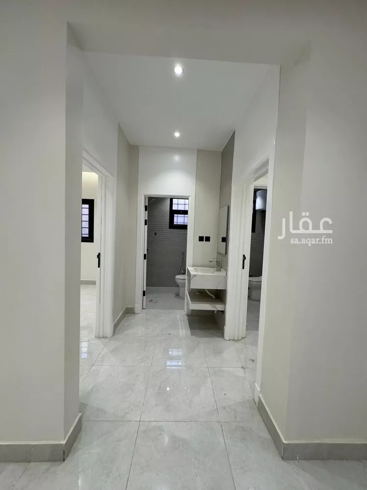 عمارة للبيع في شارع سفيان بن الحكم, حي العوالي, مدينة الرياض, منطقة الرياض صورة 3