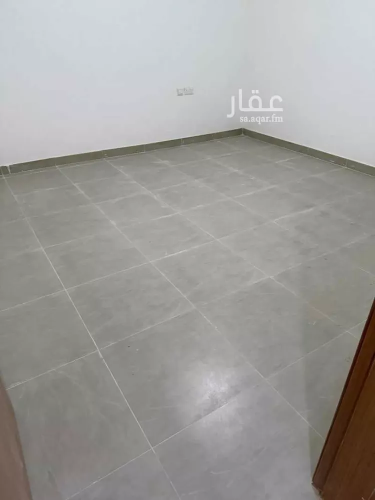 فيلا للإيجار في شارع سعدان بن يزيد, حي مطار الملك خالد الدولي, مدينة الرياض, منطقة الرياض 9