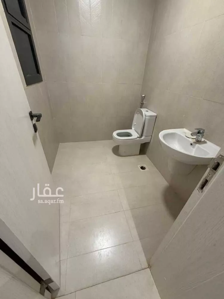 فيلا للبيع في حي مطار الملك خالد الدولي, مدينة الرياض, منطقة الرياض 9