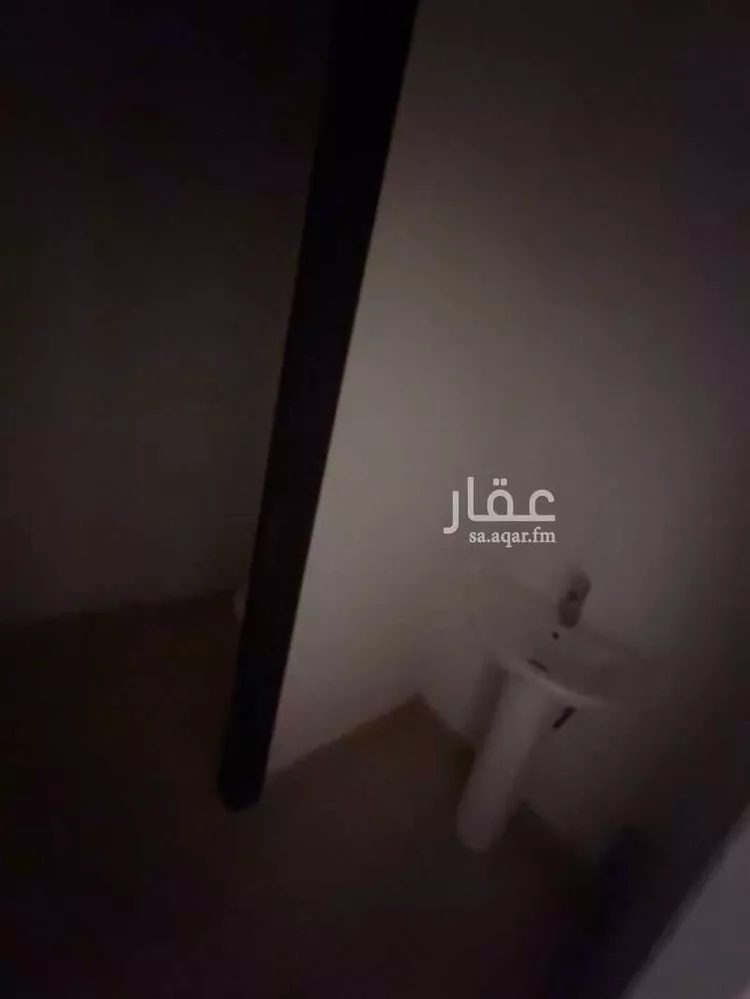 فيلا للبيع في شارع أحمد القزويني, حي مطار الملك خالد الدولي, مدينة الرياض, منطقة الرياض 10