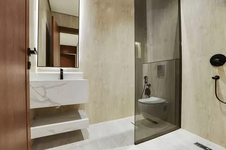 Floor for Sale in Riyadh Ghirnatah
