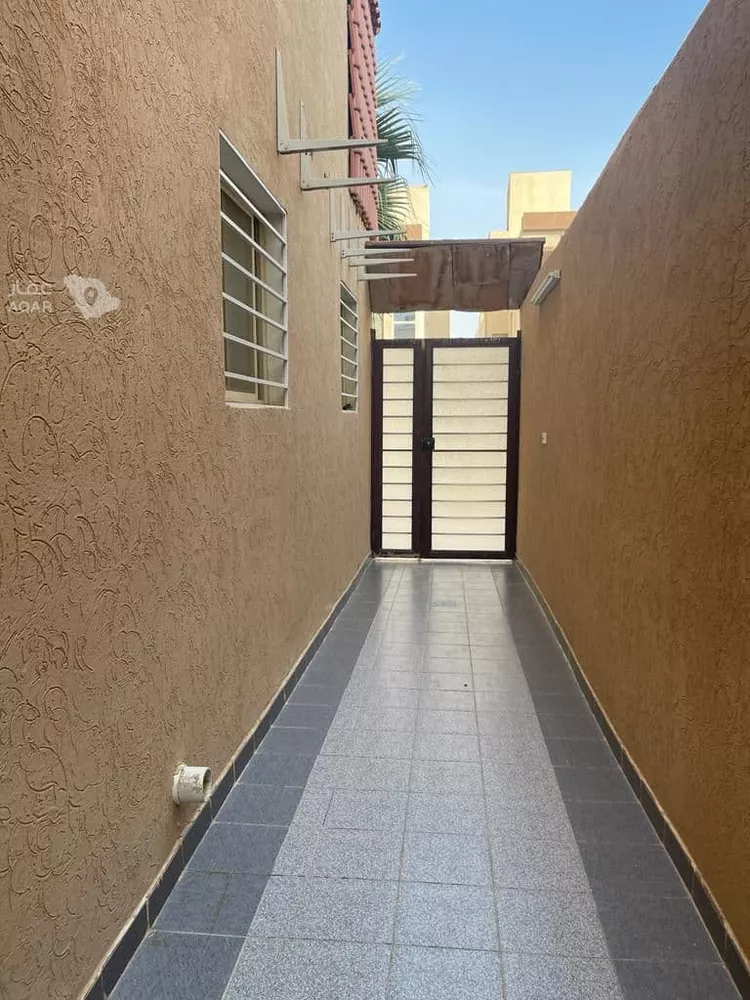 Villa for Sale in Riyadh Dhahrat Laban 2