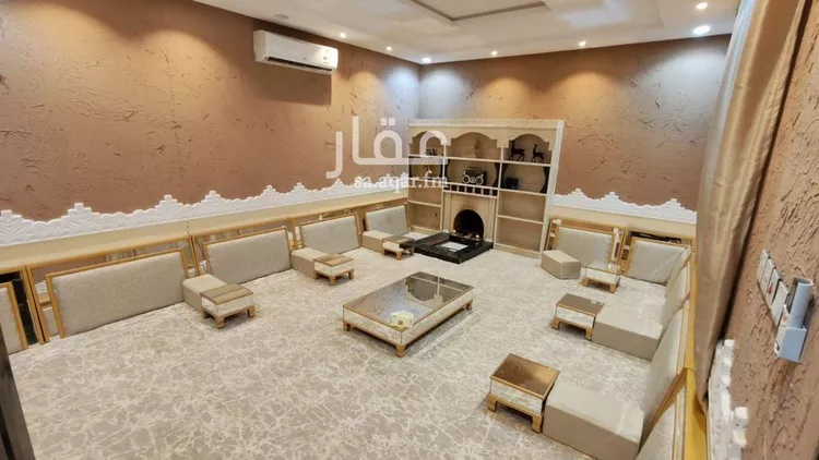 Villa for Sale in Al Muzahimiyah Al Ulaya