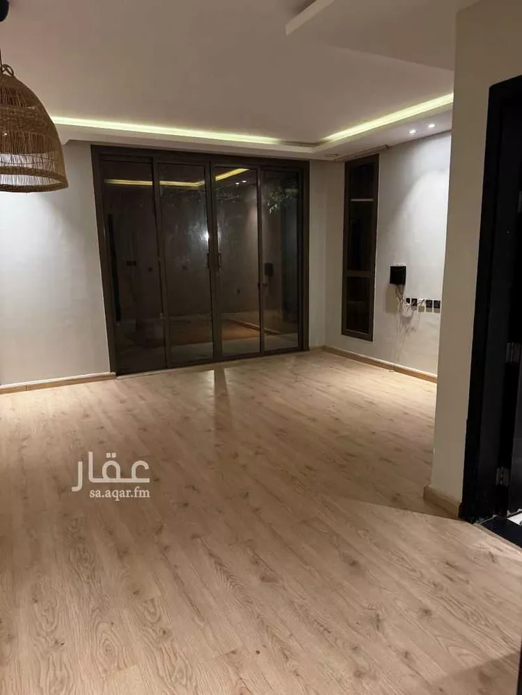 فيلا للبيع في شارع الربائع, حي عكاظ, مدينة الرياض, منطقة الرياض 16