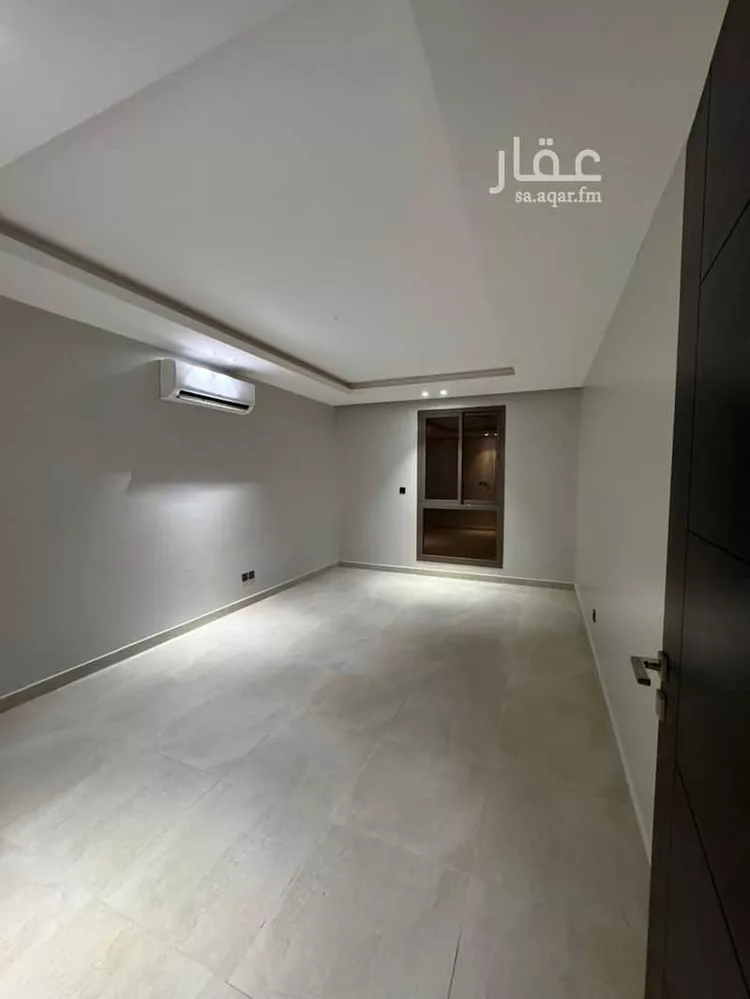 فيلا للبيع في شارع الربائع, حي عكاظ, مدينة الرياض, منطقة الرياض 13