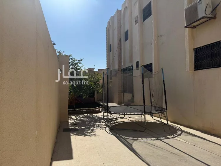 فيلا للبيع في شارع عامر الأنصاري, حي الزهرة, مدينة الرياض, منطقة الرياض صورة 5