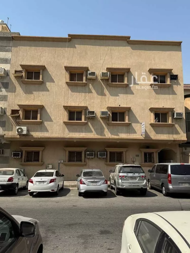 عمارة للبيع في شارع المجمعة, حي الثقبة, مدينة الخبر, المنطقة الشرقية صورة 2