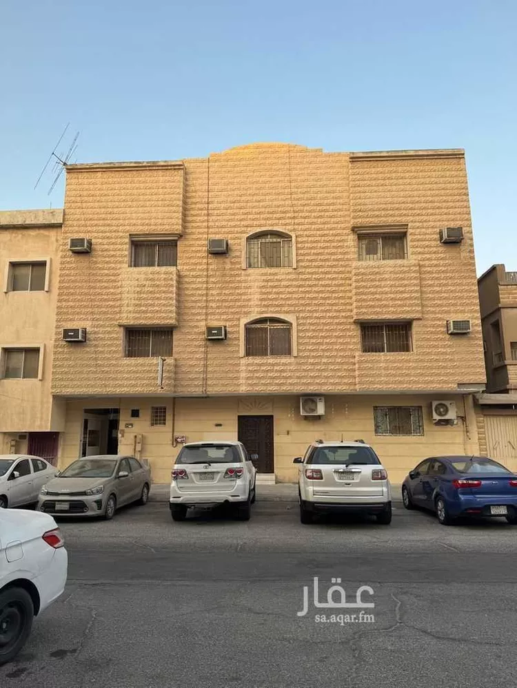 عمارة للبيع في شارع بريدة, حي الثقبة, مدينة الخبر, المنطقة الشرقية صورة 2