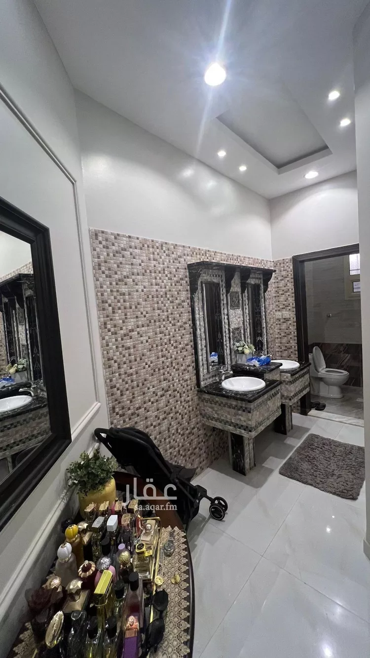 فيلا للبيع في شارع يعلي بن مسلم, حي العارض, مدينة الرياض, منطقة الرياض صورة 5