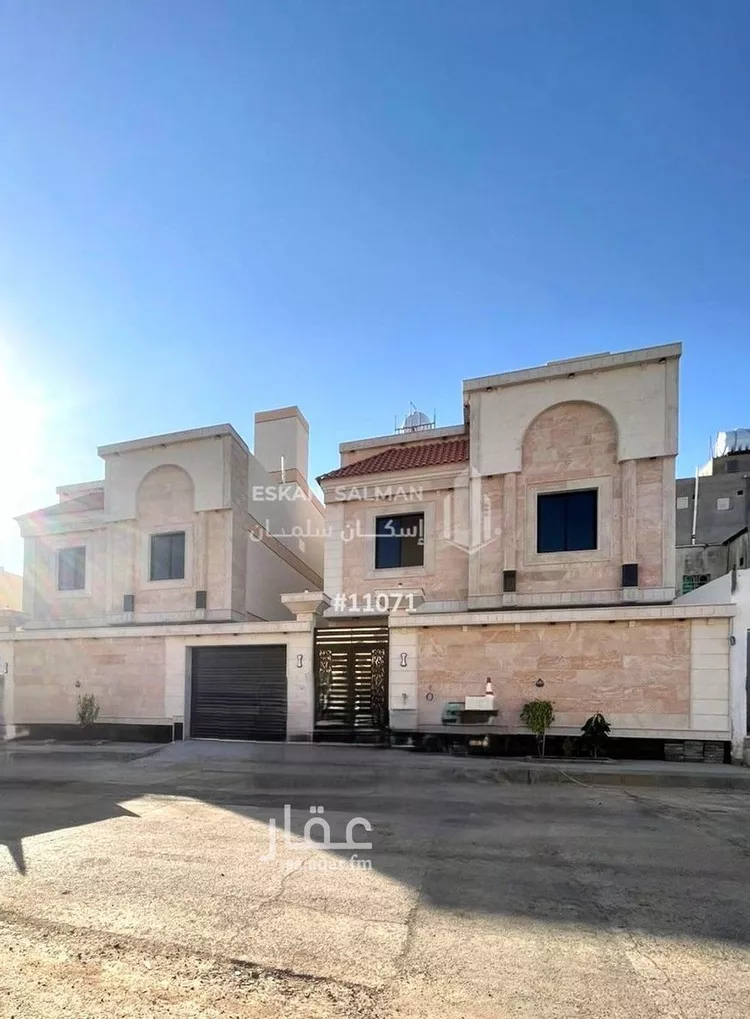 فيلا للبيع في شارع ابو بكر بن احمد المقدسي, حي الدفاع, مدينة المدينه المنوره, منطقة المدينة المنورة