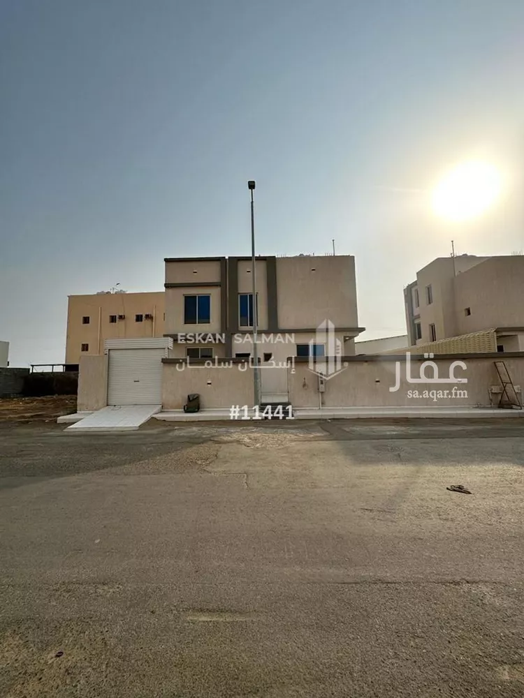 فيلا للبيع في شارع شارع 4 ب, حي السويس 2, مدينة جازان, منطقة جازان