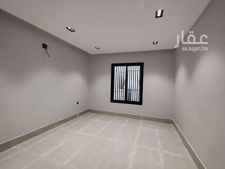 فيلا للبيع في شارع إسماعيل القيسي, حي عكاظ, مدينة الرياض, منطقة الرياض صورة 2